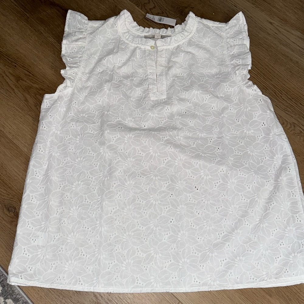NWT LOFT White Eyelet Sleeveless Shirt - Large